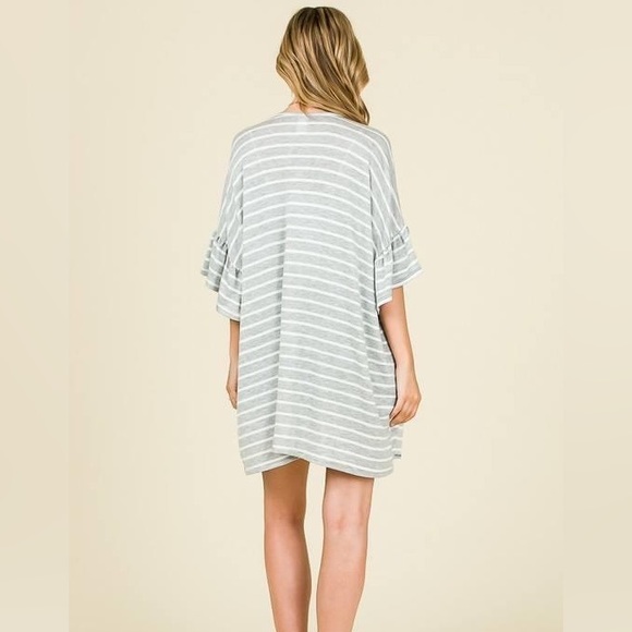 Short Sleeve grey cardigan with white stripes size small - Picture 3 of 5